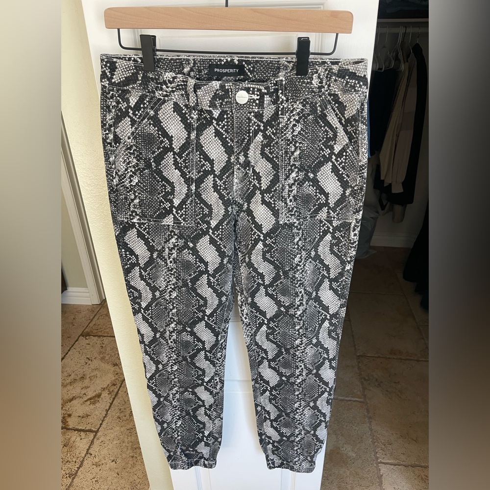 Prosperity Women's Snake Skin Print Cotton Skinny Pants